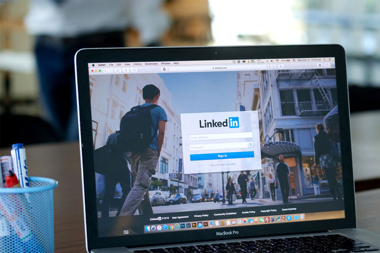 Réseautage sur LinkedIn, trucs et astuces pour réussir